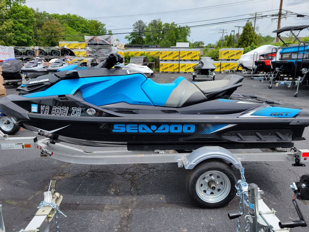 Pre-owned 2019 SEA DOO RXT 13 hours! (trl not inc)