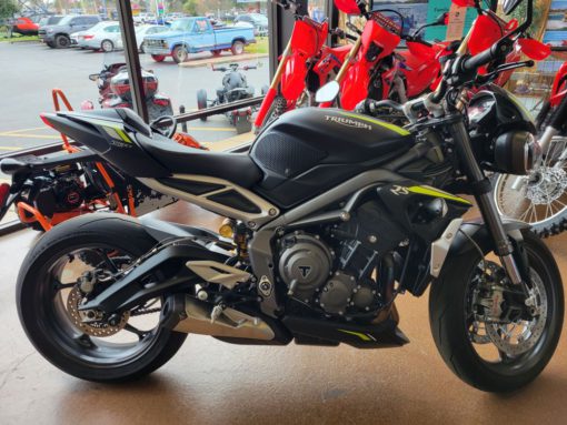 Pre-owned 2022 Triumph STREET TRIPLE RS	(5986 miles)