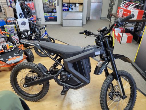 Pre-owned 2024 Rawrr Mantis X (46 miles!)