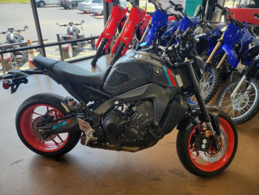 Pre-owned 2021 MT-09 (2543 miles)